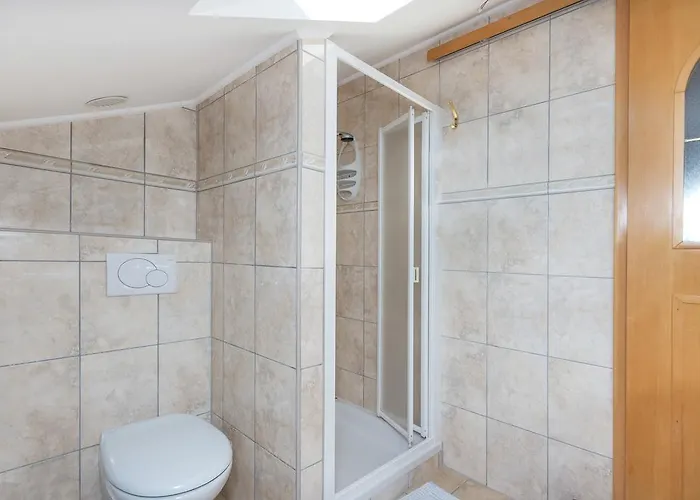 アパート Villa-passat ポレッチ